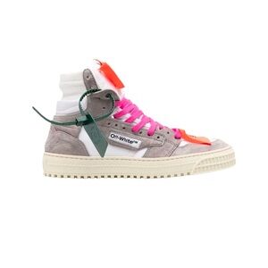 ❌❌SOLD❌❌
Women’s off court off white sneakers